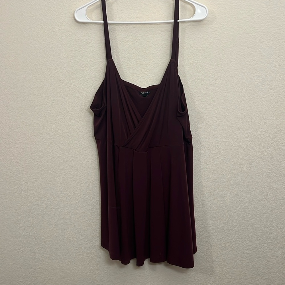 Torrid maroon cami blouse